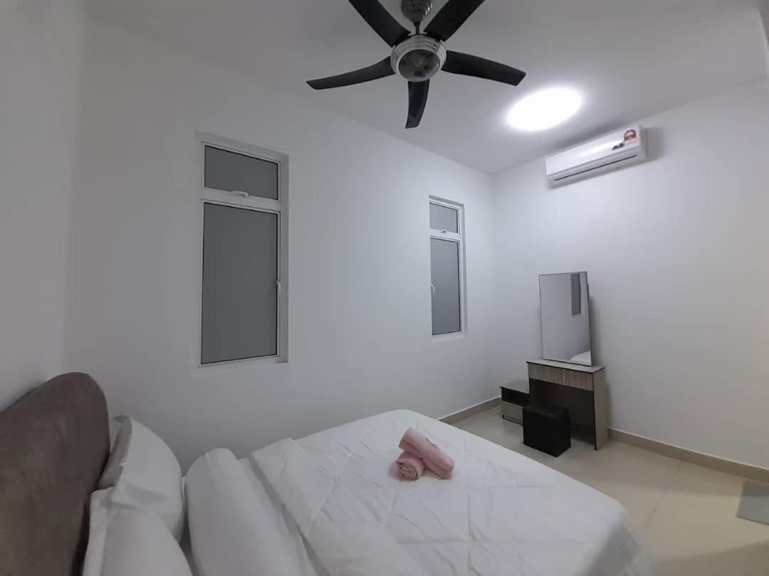 Desaru Melati Homestay Netflix Wifi Bandar Penawar ภายนอก รูปภาพ